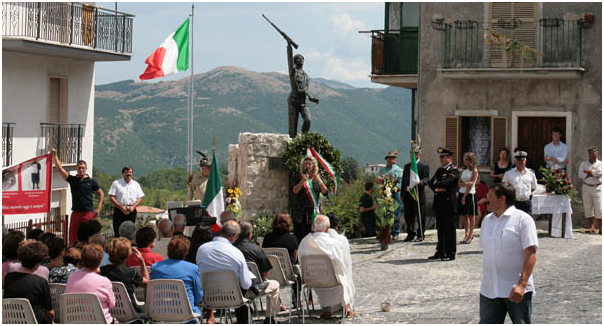 - Monumento ai caduti in guerra.