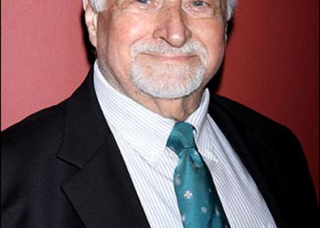 Arriva in libreria il romanzo di Mario Fratti “Diario proibito – L’Aquila anni Quaranta”.