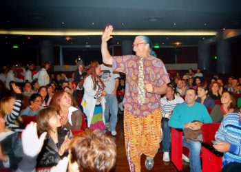 Patch Adams a Pescara, un’occasione unica per conoscere dal vivo il fondatore della terapia del sorriso.