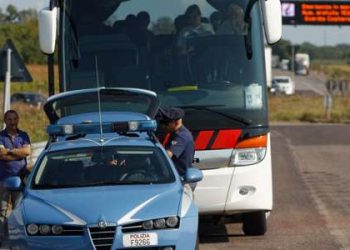Controlli della Polizia di Stato: “alto impatto” sulle principali arterie del Paese per la sicurezza dei viaggiatori e degli utenti delle strade.