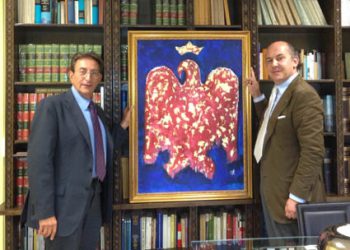 Pittura: il Sindaco Cialente riceve tela di Coppola.