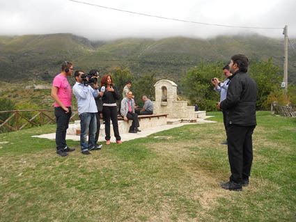 - La troupe di MTV Lebanon al lavoro.