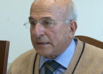 Ricostruzione: Ruggeri risponde a Capri.