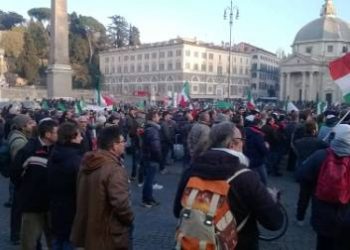 Manifestazione di ieri del movimento 9dicembre2013 a piazza del Popolo a Roma.