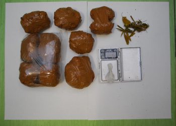 Trovato in possesso di marijuana e cocaina, arrestato 21enne.
