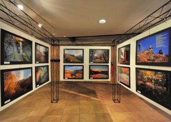 Fa tappa all’Aquila la mostra “Uno scatto di dignità”