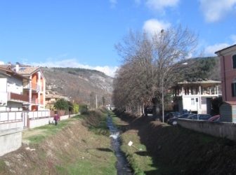 ASBUC Paganica San Gregorio, nuovo tratto di viale pedonale