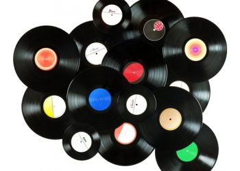Alla “B. Barattelli” Audioteca con oltre duemila unità fra vinili e CD, donazione Salabè