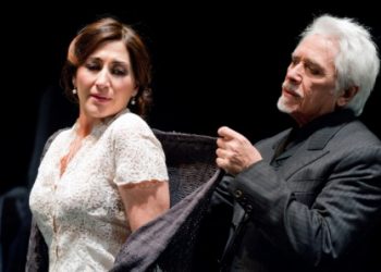 Tato Russo e il suo Pirandello per la Stagione di Prosa della Riccitelli