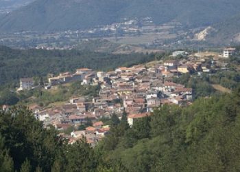 Al via lavori per riapertura strada di accesso ad Arischia