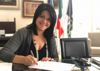 Giunta: Sindaco firma decreto nomina assessore Maria Luisa Ianni