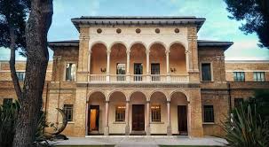 ‘Fango e sudore’, il Museo del Rugby per la prima volta a Pescara: lunedì taglio del nastro