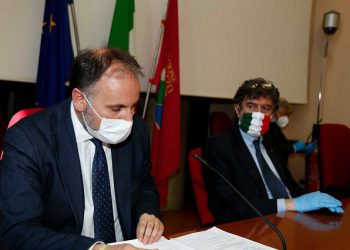 Misure covid, Liris: “210 milioni per l’emergenza tra le priorità anche incremento compensi ad operatori sanitari”