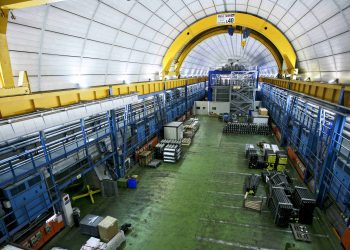 Laboratori del Gran Sasso, Xenon1t osserva un inatteso eccesso di eventi: trizio, assioni solari o momento magnetico del neutrino?