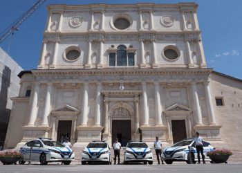 Mobilità elettrica: consegnate alla polizia municipale 4 vetture a emissioni zero