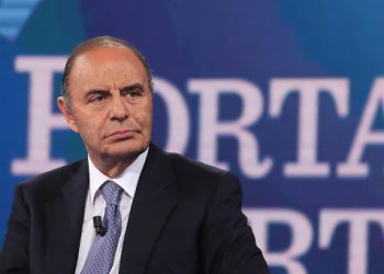 Bruno Vespa intervistato da Gigi Marzullo, nel salotto di Minori per la presentazione di “Bellissime”