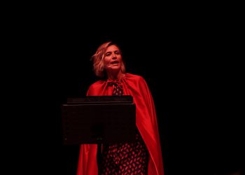 Applausi per Anna Foglietta al debutto a Francavilla al Mare