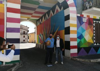 Aielli, rappresentanti dell’ambasciata spagnola in visita per ammirare Borgo Universo