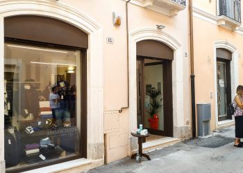 L’Aquila, “Ambasciatori” apre in centro: negozio di tre piani in via Patini