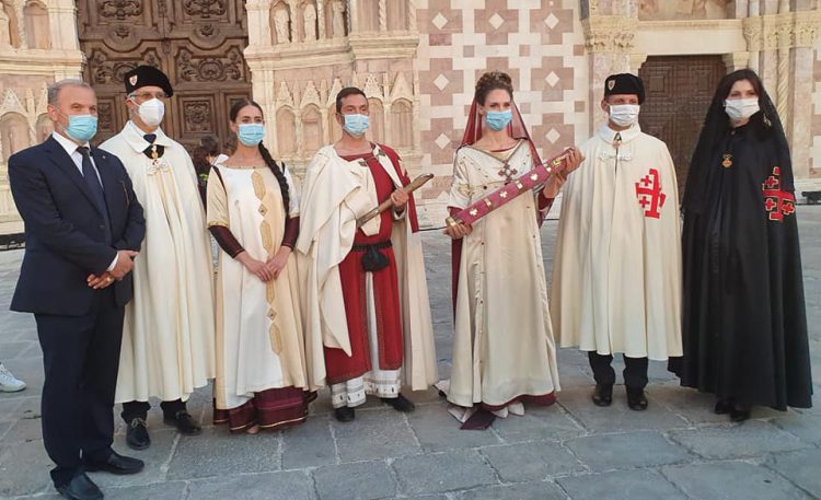 Perdonanza celestiniana: “la Perdonannza” di Massimo Alesii in un suo post su Facebook