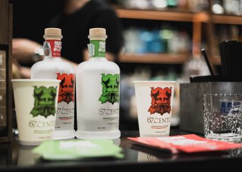 Il primo gin artigianale aquilano a “Cin Gin” insieme a 100 gin da tutta Italia