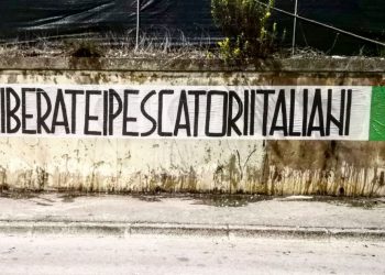 Libia: “liberate i pescatori italiani”, striscioni e appello al governo di alcuni consiglieri