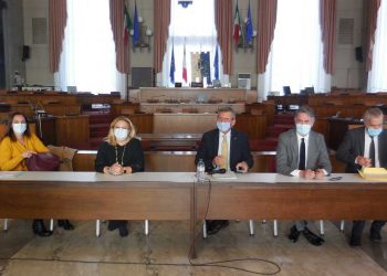 Nuove corse per gli studenti: Regione Abruzzo, “Garanzie maggiori di quelle previste dai decreti”