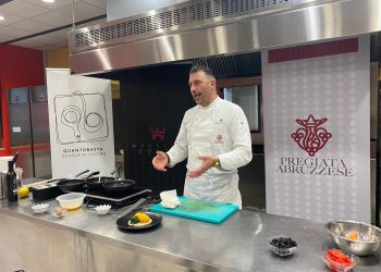 E-Masterclass con Camera di Commercio italiana per l’Olanda con 30 cuochi locali per combattere la contraffazione dei prodotti italiani all’estero