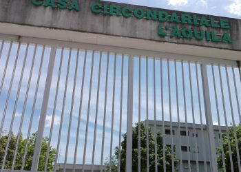 Virus, emergenza al carcere dell’Aquila: “Cresce la paura per rischio focolaio”