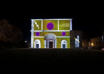 “Luce d’Artisti” a L’Aquila illumina il Natale con Simona Molinari