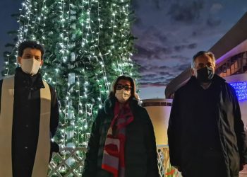 L’azienda giuliese Globo srl dona l’albero di Natale alla città