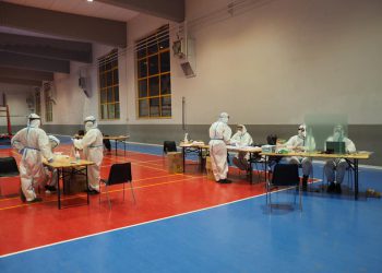 Coronavirus, screening della popolazione: da stamani fino alle 17 effettuati 4794 tamponi, tra cui 12 positivi