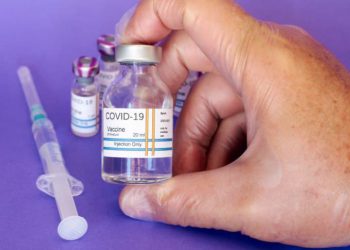 Vaccini: Paolucci, “Ne arriveranno altri 60.000, ma costeranno 30 euro a dose”