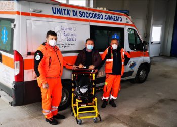Fondazione Carispaq e Croce Verde di Civitella Roveto donano nuova sedia sali-scendi scale motorizzata a 118 Avezzano