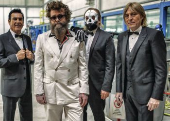 Sanremo: negativo il tampone molecolare di Moreno Il Biondo degli Extraliscio