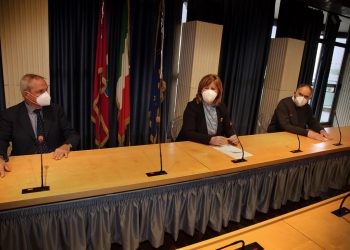 Covid: Regione Abruzzo fornisce a Usca 30 ecografi polmonari portatili