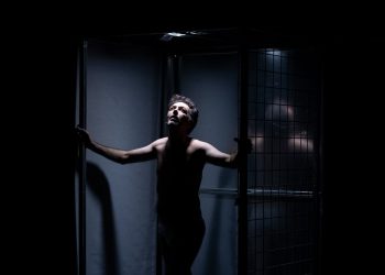 Giornata mondiale del teatro, torna ad aprirsi il sipario del “Maria Caniglia” di Sulmona con “Ion”