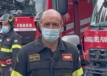 Vigili del fuoco: il capo reparto Luigi Marinelli va in pensione, l’omaggio dei colleghi