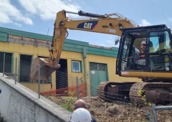 Demolita la scuola di Santa Barbara, a settembre inizia la ricostruzione