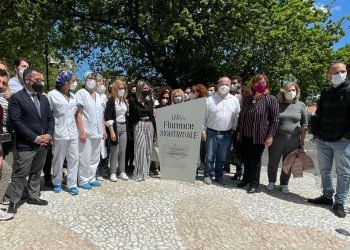 Giornata internazionale delle infermiere e degli infermieri: scoperto dinanzi all’ospedale Covid il cippo dedicato a Florence Nightingale
