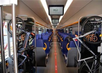 Trenitalia: in Abruzzo più spazio per le bici a bordo dei treni, gratuito l’accesso delle bici a bordo dei regionali