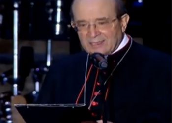 Perdonanza 727: saluto del Card. Petrocchi in occasione accensione Fuoco del Perdono