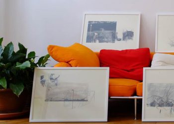 “Grauzonenwanderung. Cammino nella zona grigia” di Emil Schönert: mostra in Corso Vittorio Emanuele a l’Aquila