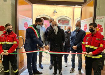 Boom di vaccinazioni a centro vaccinale Città Sant’Angelo Village Outlet