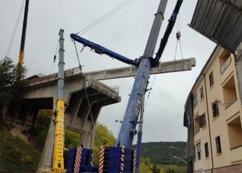 Ponte Belvedere: via l’ultima trave. Entro la settimana prossima rientro famiglie e riapertura di via Sallustio