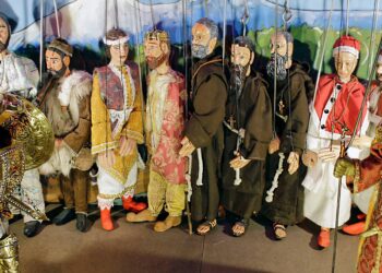 A Pescara “Celestino V” in scena con I Pupi
