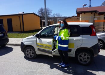 Poste Italiane: L’Aquila, nei sei comuni del cratere prorogato fino al 31 dicembre il servizio “seguimi” gratuito