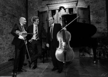 Il 13 febbraio in concerto per la Barattelli tre artisti italiani: il violinista Duccio Ceccanti, il violoncellista Vittorio Ceccanti ed il pianista Matteo Fossi