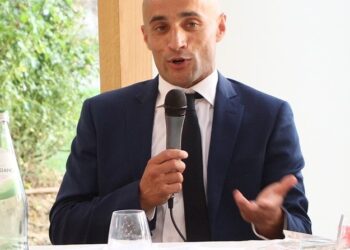 Padovani: “Stop allo strisciante smantellamento dell’ospedale dell’Aquila”