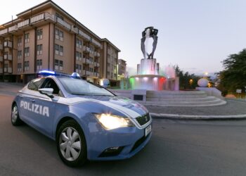 Rissa in centro storico a L’Aquila, la polizia arresta tre giovani